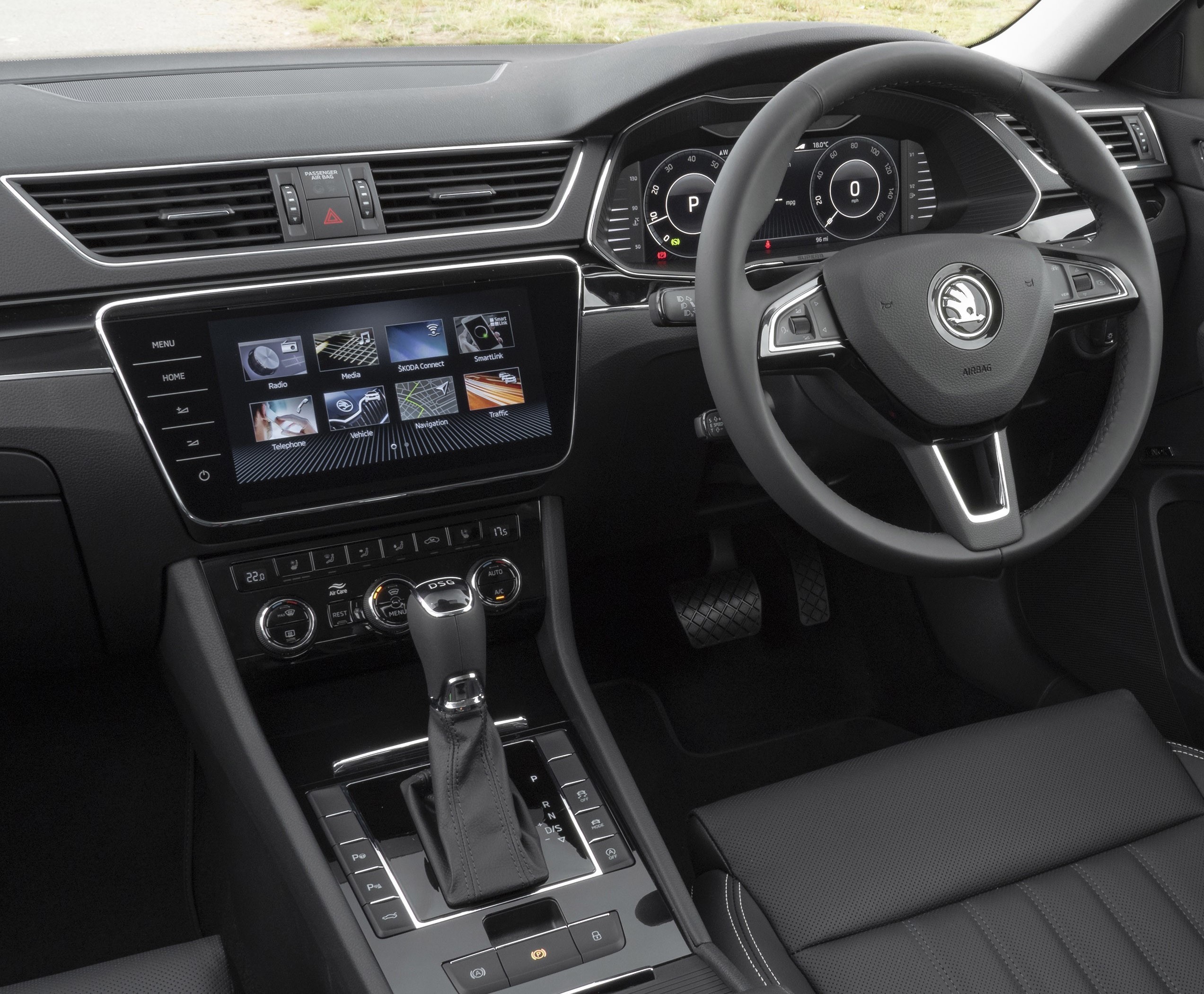 Skoda Superb 1.4 TSI iV review - FQ Magazine