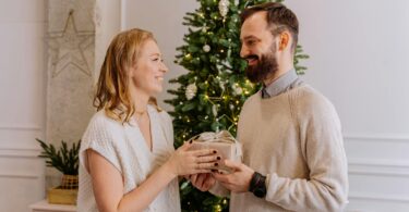 Man giving a gift to a woman